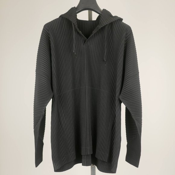 Issey Miyake Homme Plisse Longsleeve top with hood in size 3 - Picture 1 of 4